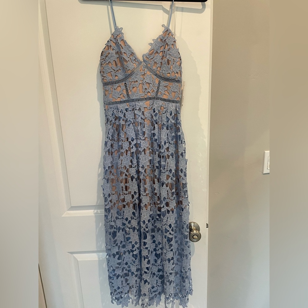 Aqua Bloomingdale’s light blue lace midi dress size xs